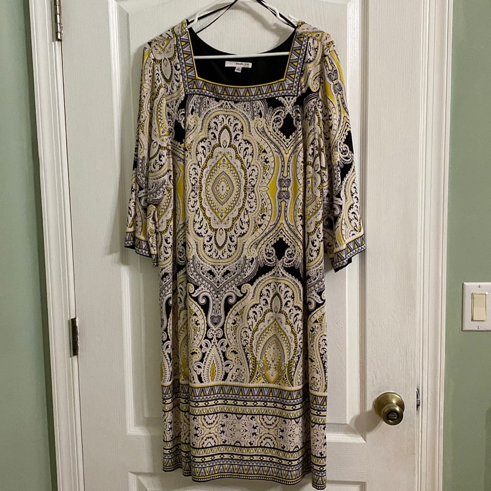 Women’s Studio one New York 2X dress.